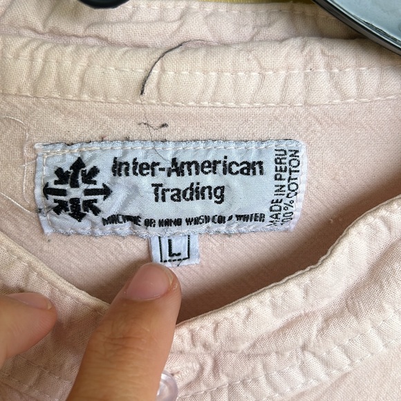 Pretty blush colored top - Picture 4 of 5